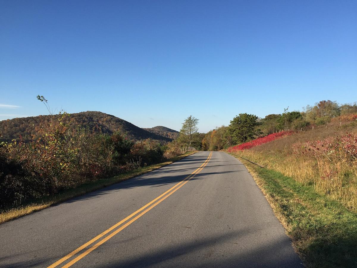 Blue Ridge Parkway road overlook